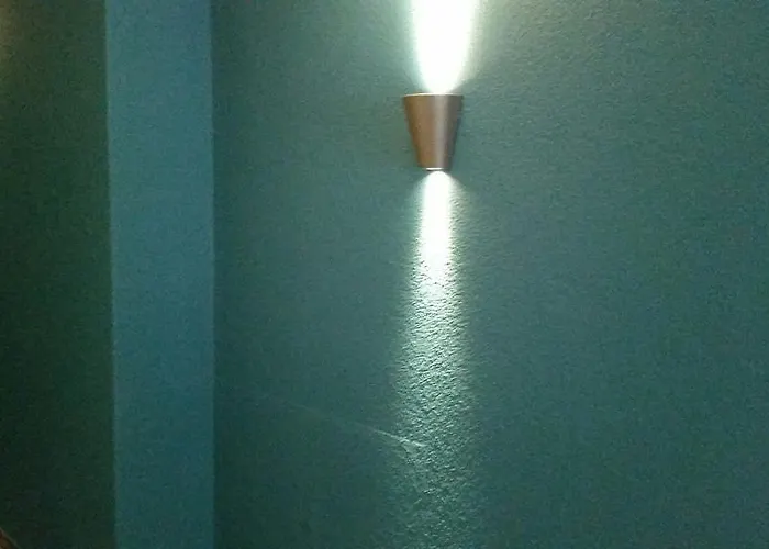 كريا ادلبودن