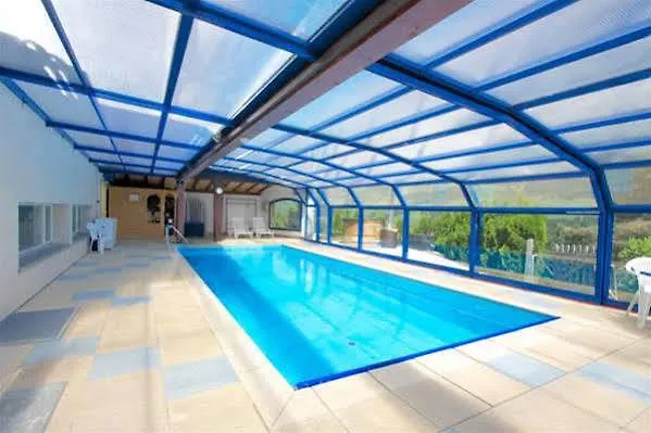 كريا ادلبودن